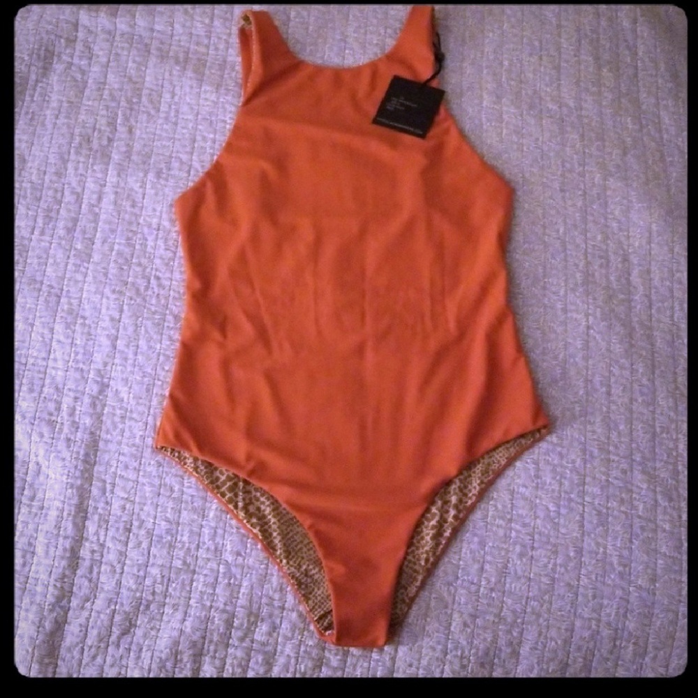 Acacia France XL